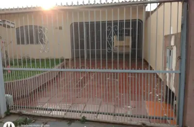 Ótima residencia - boa localização - proxima da av. arthur thomas