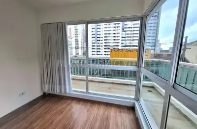 Apartamento de 1 dormitório com sacada em l, condomínio clube, no centro!