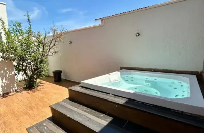 Lindo sobrado condomínio praças do sul com area gourmet e jacuzzi
