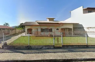 Casa com 3 quartos à venda no Centro, Camboriú 