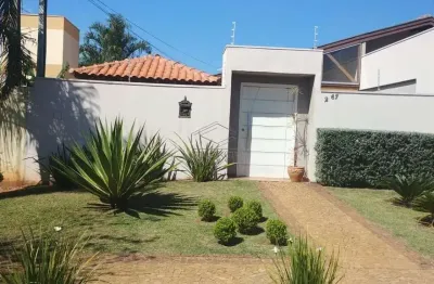 Casa com 3 quartos para alugar no Residencial Lago Sul, Bauru 