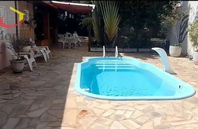 Casa com 4 dormitórios à venda, 223 m² por r$ 1.800.000,00 - centro - salto/sp