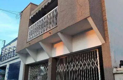 Casa comercial com 2 salas à venda no Centro, Salto 