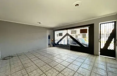 Casa com Edicula à Venda ou Locação no Bairro Medeiros - Jundiai/SP
