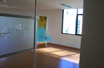 Sala comercial para alugar na Rua Geraldo Flausino Gomes, Cidade Monções, São Paulo