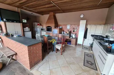 Casa à venda na nova piracicaba. 3 suítes com closet.
