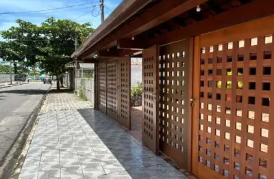 Excelente casa há poucos passos do mar do perequê açu ubatuba sp