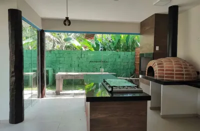 Sobrado a venda em itamambuca com 8 suites. apenas 130mts da praia