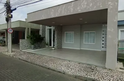 Excelente casa no condomínio alameda das flores, acabamento em alto padrão