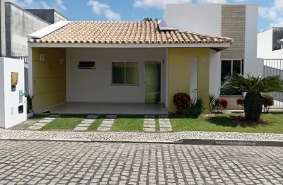 Linda casa n condominio vila das palmeiras - sim com 3 quqrtos com armários.