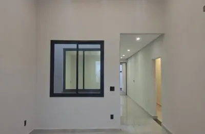 Lindissima casa em condominio com 3 dorm sendo 1 suite e 4 vagas de garagem
