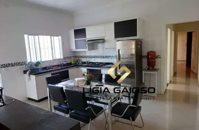 Casa está localizada no residencial parque dos sinos em jacareí