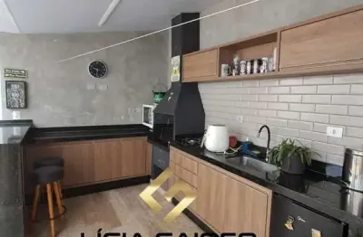 Casa térrea toda reformada , no jardim das industrias -sjcampos/sp.