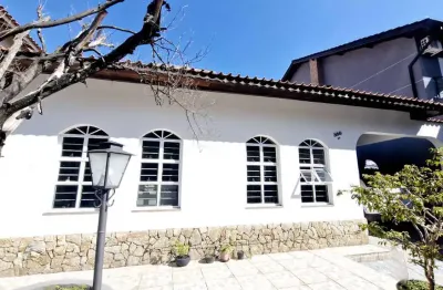 Casa tipo para venda em jardim guapira com 3 quartos, sendo 2 suítes, 136m²