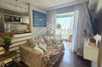 Apartamento de 63m² pronto para morar, 3 dormitórios, 1 suíte, vaga de garagem, andar alto.