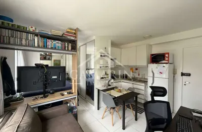 Studio de 31m², mobiliado, vaga de garagem, em condominio lazer completo.