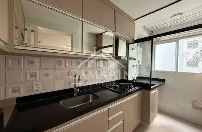 Apartamento de 50m², 2 dormitórios, 1 suíte, marcenaria em todos os cômodos, vaga de garagem.