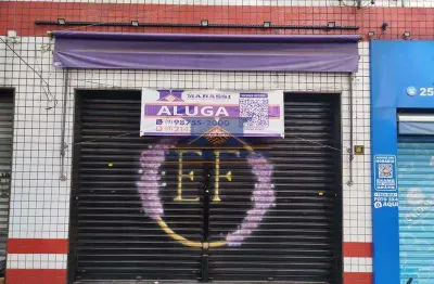 Ponto comercial para alugar na Rua Itambaraca, Vila IVG, São Paulo