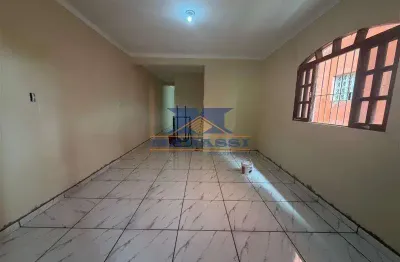Casa com 3 quartos para alugar na Rua Hermilo Alves, Jardim Ângela (Zona Leste), São Paulo