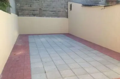 Casa desocupada jardim américa perto do shibata shopping oriente vale sul