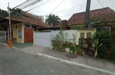 Excelente casa duplex com garden no condomínio beija flor 2 - galo branco - são gonçalo.