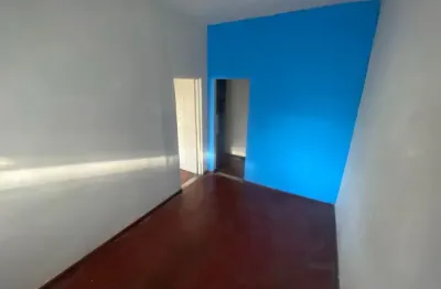 Casa para alugar na Rua Eudino Egger, 688, Jardim Catarina, São Gonçalo