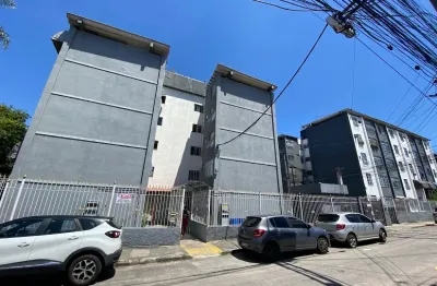 Apartamento com 2 quartos para alugar na Rua Professora Adélia Martins, 125, Mutondo, São Gonçalo