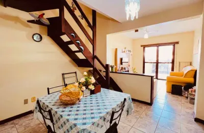 R$339 mil,  tríplex  em condomínio à venda, 3 quartos, peró, cabo frio, rj