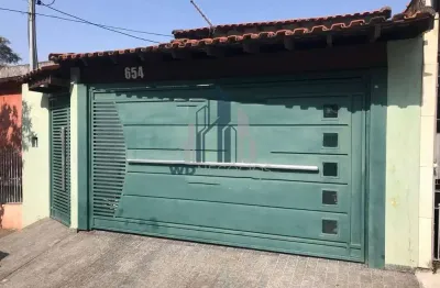 Casa com 3 quartos para alugar na Avenida Padre Lourenço, Vila Dalila, São Paulo