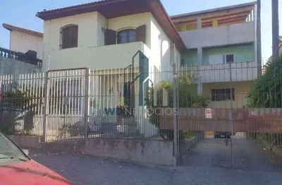 Casa com 4 quartos para alugar na Vila São Geraldo, São Paulo 