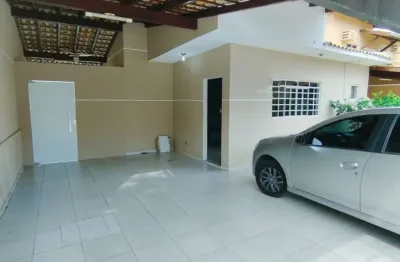 Casa em condomínio fechado para alugar no Recanto dos Pássaros, Cuiabá 