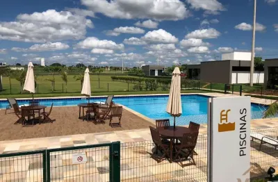 Terreno com 360 m² no condomínio fechado terras alpha 1 senador canedo