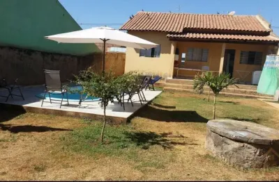 Casa 3 quartos com piscina e amplo quintal no setor bairro itapuã