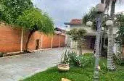 Casa com 3 quartos à venda na Avenida Castelo Branco, Setor Coimbra, Goiânia