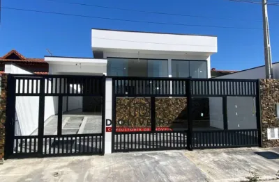 Casa térrea com piscina e 3 suítes à venda no balneário samburá - peruíbe - sp