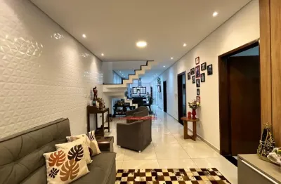 Sobrado a 800 metros da praia com 5 quartos no centro de peruíbe- peruíbe - sp