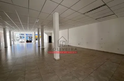 Loja/galpão para locação com 330 metros quadrados na avenida padre anchieta - peruíbe - sp