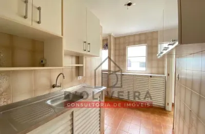 Apartamento com 2 quartos a 700 metros da praia no bairro centro - peruíbe - sp