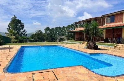 Maravilhosa chacara em condominio alto nivel de construcao e acabamnto