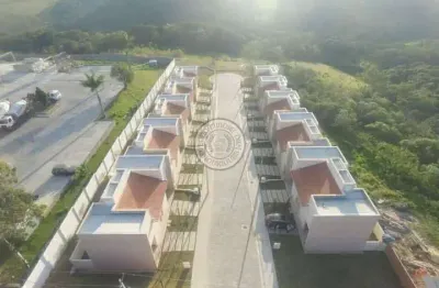 Casa em condomínio fechado com 2 quartos à venda na avenida dos ypes, 1530, vila esperança, mairinque, 100 m2 por r$ 280.000