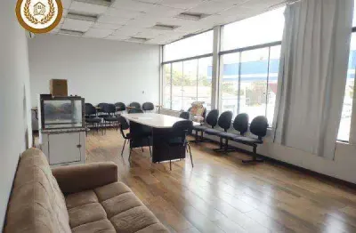 Sala comercial para alugar na Amador Bueno, Centro, São Roque