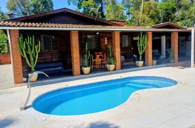 Chacara exclusiva com 3.600 m2 – conforto, lazer e natureza em harmonia!