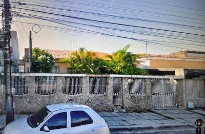 Casa com 6 quartos à venda na Rua Padre Guerra, 614, Parque Araxá, Fortaleza