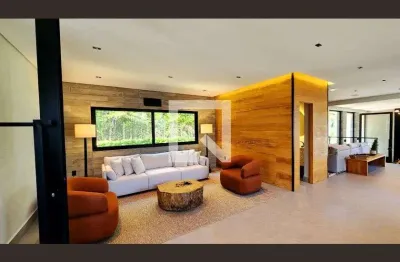 Casa / sobrado em condomínio para aluguel - medeiros, 4 quartos,  500 m² - jundiaí