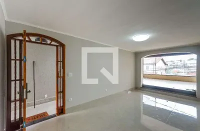 Casa para Aluguel - Vila Mangalot, 3 Quartos,  199 m² - São Paulo
