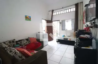 Casa para Aluguel - Jardim Jamaica, 2 Quartos,  300 m² - Santo André