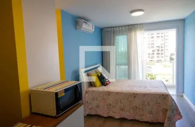 Kitnet / Stúdio para Aluguel - Jacarepaguá, 1 Quarto,  50 m² - Rio de Janeiro