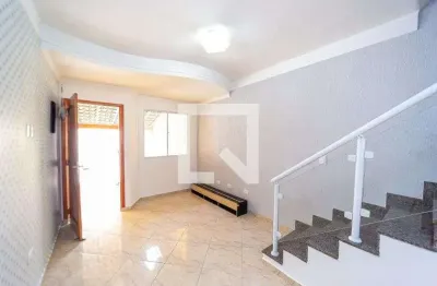 Casa com 2 quartos para alugar na Travessa Baiporó, Ponte Rasa, São Paulo