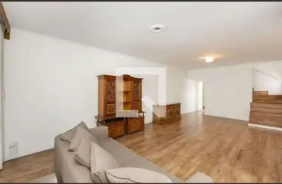 Casa com 3 quartos para alugar na Rua Camacá, Mooca, São Paulo