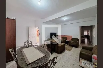 Casa com 2 quartos para alugar na Rua Ponte Pensa, Água Fria, São Paulo